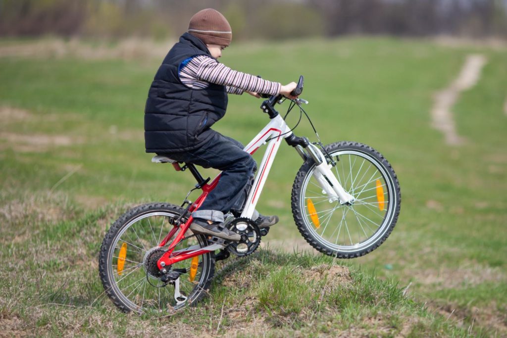 Como empinar e dar grau de bike Passo a Passo